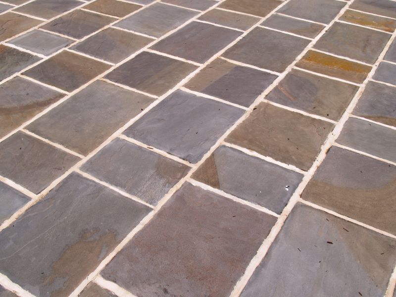 Optimal Time for Outdoor Tile